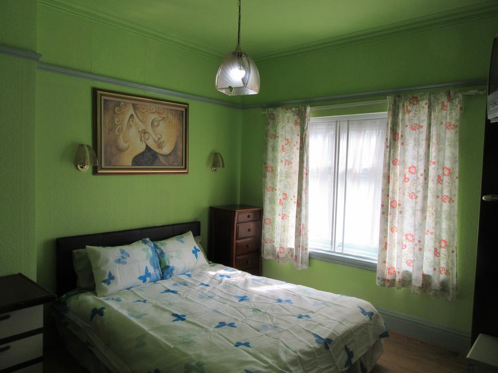 Birmingham Sheriden House Hotel Room photo