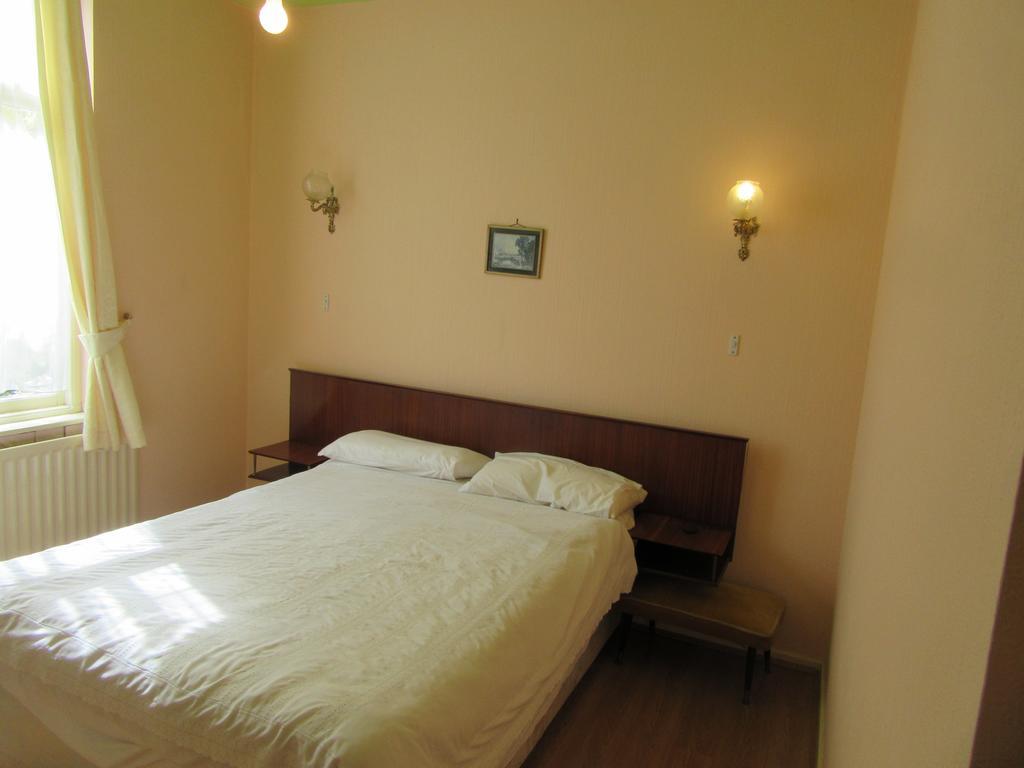 Birmingham Sheriden House Hotel Room photo